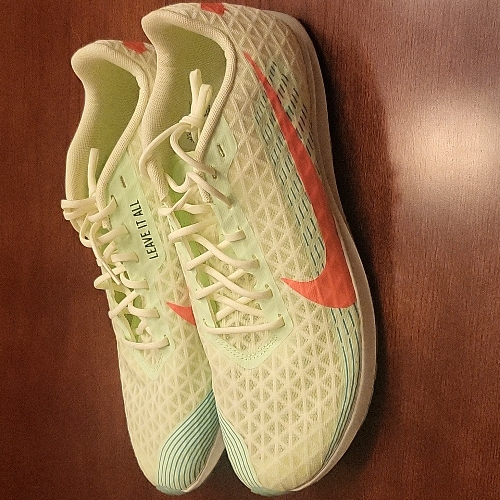 Nike zoom rival xc 5 size 11.5